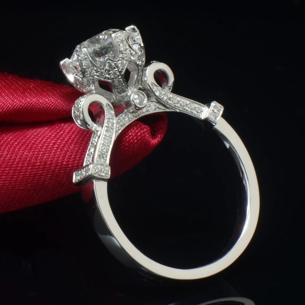 A New Sterling Silver 4 Carat Sona CReated Fiamond - Picture 3 of 8
